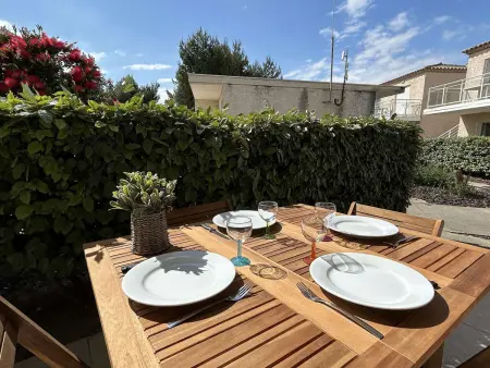 Appartement climatisé, 2 pièces, piscine, terrasse, parking privé, proche port - Gruissan - Photo 11