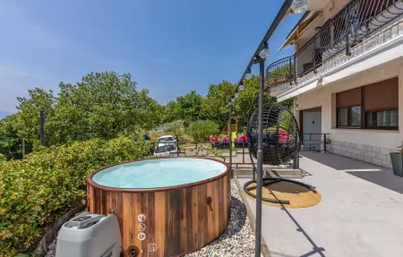 Maison 10 personnes à Glavani - Photo 1