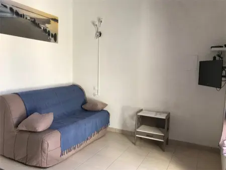 Appartement T2 Mezzanine, 6 couchages, bord de plage, parking privé, proche commerces et Aqualand - Photo 2