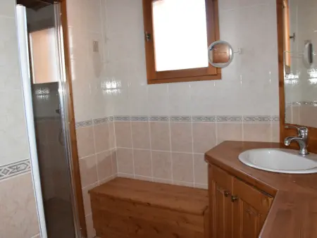 Appartement chalet 4 pièces, proche centre, animaux admis - Photo 8