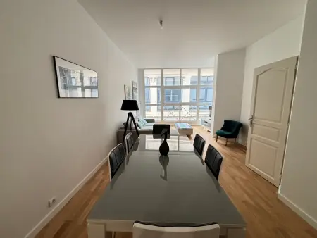 Grand appartement T2 proche plage avec wifi, ascenseur et cuisine équipée - Photo 3
