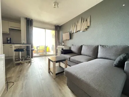 Confortable 2 pièces à Sète près de la mer avec terrasse et parking privé - Photo 1
