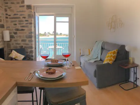 Appartement cosy 2 pièces face mer avec 3 balcons et WIFI inclus à Larmor-Plage - Photo 4