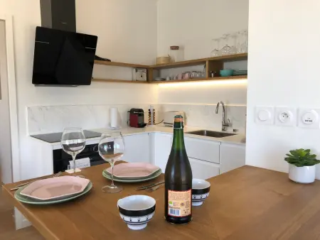 Appartement cosy 2 pièces face mer avec 3 balcons et WIFI inclus à Larmor-Plage - Photo 7