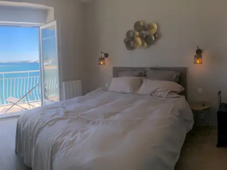Appartement cosy 2 pièces face mer avec 3 balcons et WIFI inclus à Larmor-Plage - Photo 13