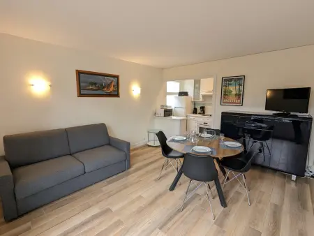 Charmant Studio Cabine avec Grande Terrasse et Proximité Plage à Arcachon - Photo 2