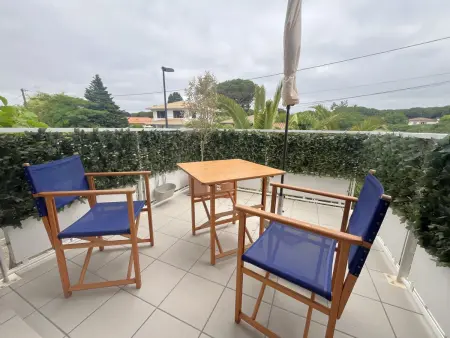Charmant T2 moderne près du port de La Teste avec parking, balcon et Wi-Fi - Photo 8