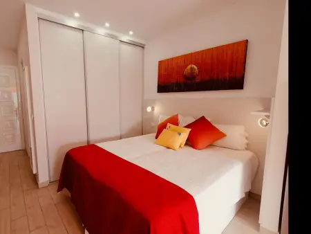Beau studio rénové à 5 min de la plage avec WiFi et piscine - Photo 9