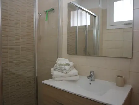 Beau studio rénové à 5 min de la plage avec WiFi et piscine - Photo 18