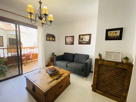 Appartement Familial Spacieux à 5 min de la Playa de las Vistas avec Piscine et Terrasses - Photo 3