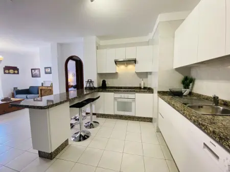 Appartement Familial Spacieux à 5 min de la Playa de las Vistas avec Piscine et Terrasses - Photo 9