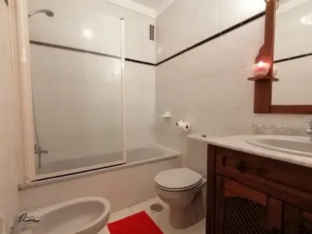 Appartement Familial Spacieux à 5 min de la Playa de las Vistas avec Piscine et Terrasses - Photo 16