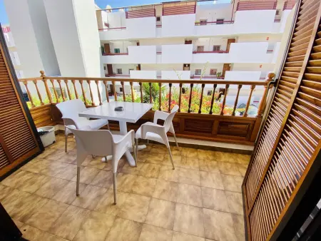 Appartement Familial Spacieux à 5 min de la Playa de las Vistas avec Piscine et Terrasses - Photo 24