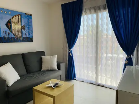Appartement calme à 5min de Playa de las Vistas avec piscine et WiFi - Photo 7