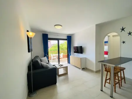 Appartement calme à 5min de Playa de las Vistas avec piscine et WiFi - Photo 8