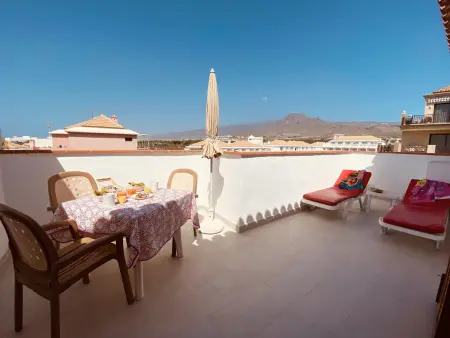 Penthouse Moon avec Piscine Chauffée à 5 Min de la Playa de las Vistas, Los Cristianos - Photo 1
