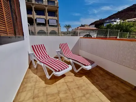 Appartement rénové avec piscine à 10 min de Playa de las Vistas, Los Cristianos - Photo 2
