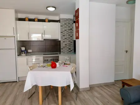 Appartement rénové avec piscine à 10 min de Playa de las Vistas, Los Cristianos - Photo 10