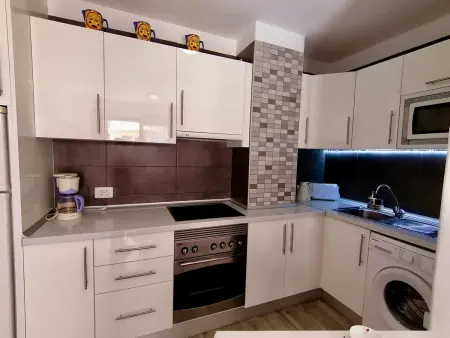 Appartement rénové avec piscine à 10 min de Playa de las Vistas, Los Cristianos - Photo 13