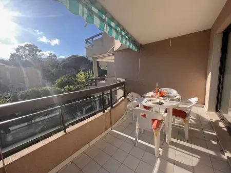 Charmant T2 avec terrasse à 200m des plages - Cavalaire-sur-Mer - Photo 1