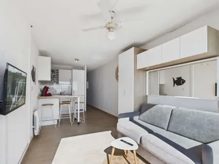 Grau d'Agde : Studio cabine avec terrasse, parking privé, vue mer - Photo 5