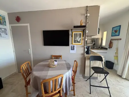 Appartement lumineux avec balcon, animaux admis - Proche des Thermes - Photo 2