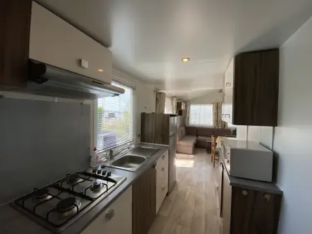 Mobile Home Excellente Situation, Proche Plage et Centre-ville, Idéal pour 4 Personnes - Photo 6