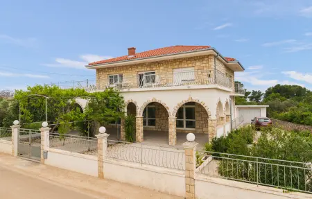 Appartement 8 personnes à Gornje Selo - Photo 8