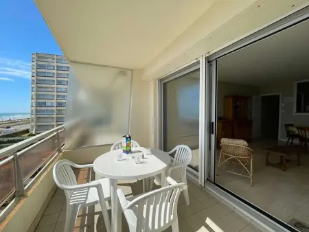Appartement familial à 50m de la plage avec parking privé, balcon et lave-linge - Photo 8