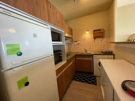 Appartement familial à 50m de la plage avec parking privé, balcon et lave-linge - Photo 12