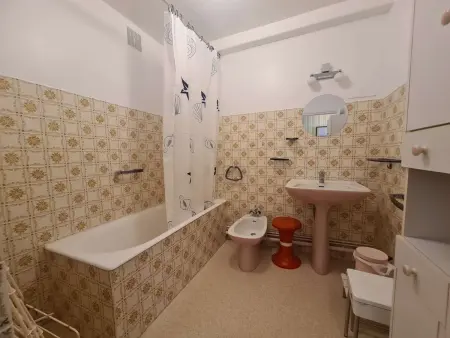 Appartement familial à 50m de la plage avec parking privé, balcon et lave-linge - Photo 14