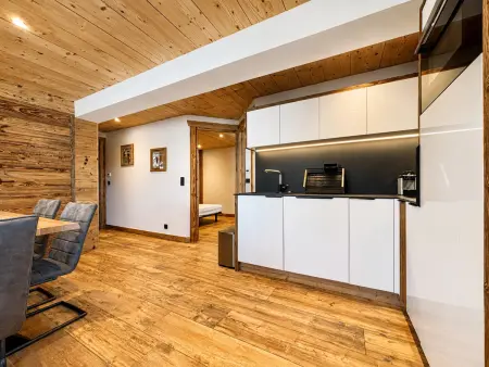 Appartement moderne au cœur du village avec animaux acceptés - Photo 3