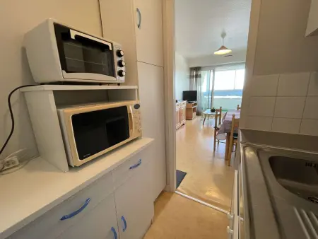 Appartement cosy proche plage avec balcon et vue mer - Photo 7