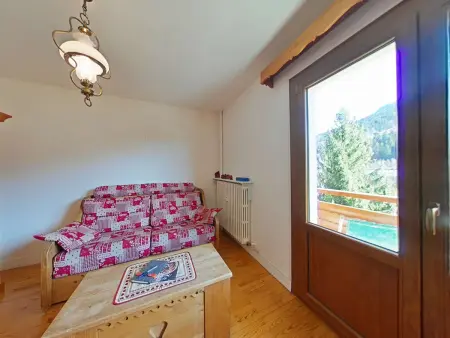Charmant 2 pièces, 6 couchages, centre du Grand-Bornand, parking, balcon sud - Photo 2