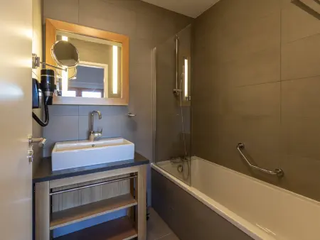 Superbe apt 4 pièces avec piscine, spa, salle de fitness, parking et WIFI inclus aux Arcs 1800 - Photo 8