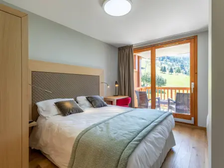 Duplex moderne 3 Chambres - Balcon, Piscine, Spa, Ski aux pieds - Photo 10