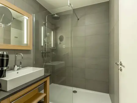 Superbe appartement aux Arcs 1800, 7 couchages, piscine, spa, fitness, parking, ski aux pieds - Photo 9