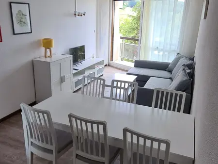 Appartement rénové au pied des pistes avec balcons - Photo 1