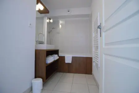 Résidence du Château de Jouarres - Azille // Apt Mezzanine 4 pers, Appartement à Azille près du Lac Jouarres - Photo 12