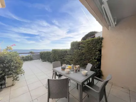 Appartement calme avec piscine et parking, proche plage, pour 4 personnes au Rayol-Canadel - Photo 1