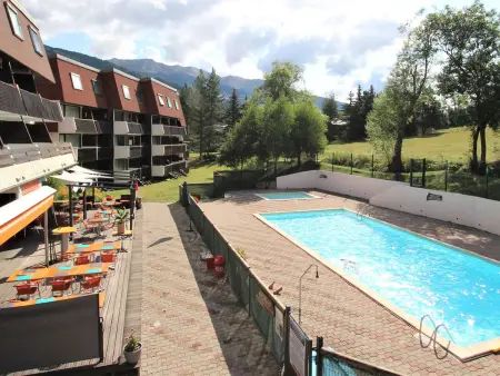 Charmant studio 4 pers avec piscine, proche télécabines et commerces, accès direct ski, La Salle-les-Alpes - Photo 2