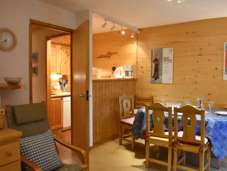 Appartement cosy 3 pièces, 6 pers, Méribel - Balcon Sud, parking, proche pistes et commerces - Photo 5