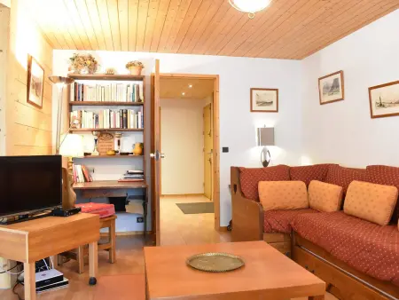 Appartement chaleureux 4 pièces, accès direct aux pistes, proche commerces et services, parking couvert - Photo 9