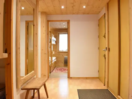 Appartement chaleureux 4 pièces, accès direct aux pistes, proche commerces et services, parking couvert - Photo 13