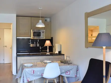 Studio pour 4 personnes à Méribel - Centre avec balcon et parking privé - Photo 8
