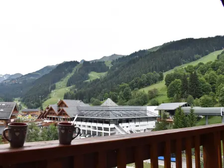 Studio mezzanine 5 pers avec balcon sud, cœur Méribel, proche pistes et commerces - Photo 13