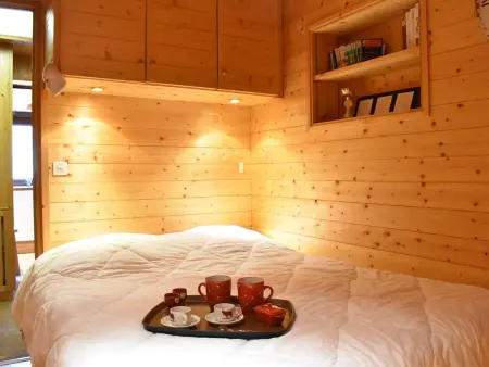 Appartement cosy avec cheminée, terrasse et parking, proche pistes et commerces - Méribel - Photo 14