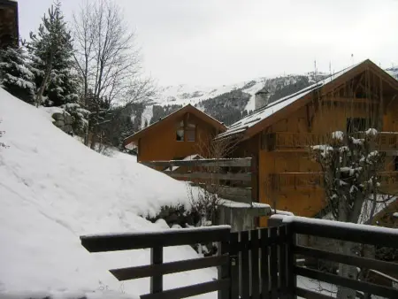 Appartement cosy avec cheminée, terrasse et parking, proche pistes et commerces - Méribel - Photo 19