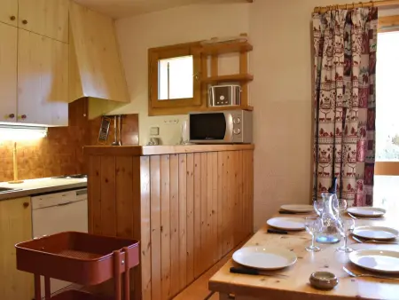 Appartement cosy 2P à Méribel, 5 pers, proche pistes et commerces, parking inclus - Photo 12