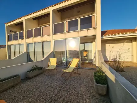Studio cabine 4 pers en bord de plage, véranda, terrasse ensoleillée - Saint-Jean-de-Monts - Photo 11